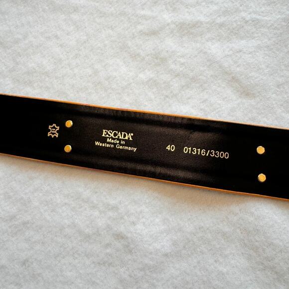 1980s Escada Strawberry Swarovski Crystals Rhinestones Belt Size 40 / M main image 5